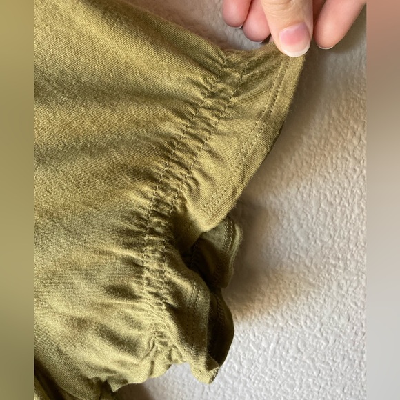 Old Navy Light Olive Short Sleeve Top - Picture 6 of 12